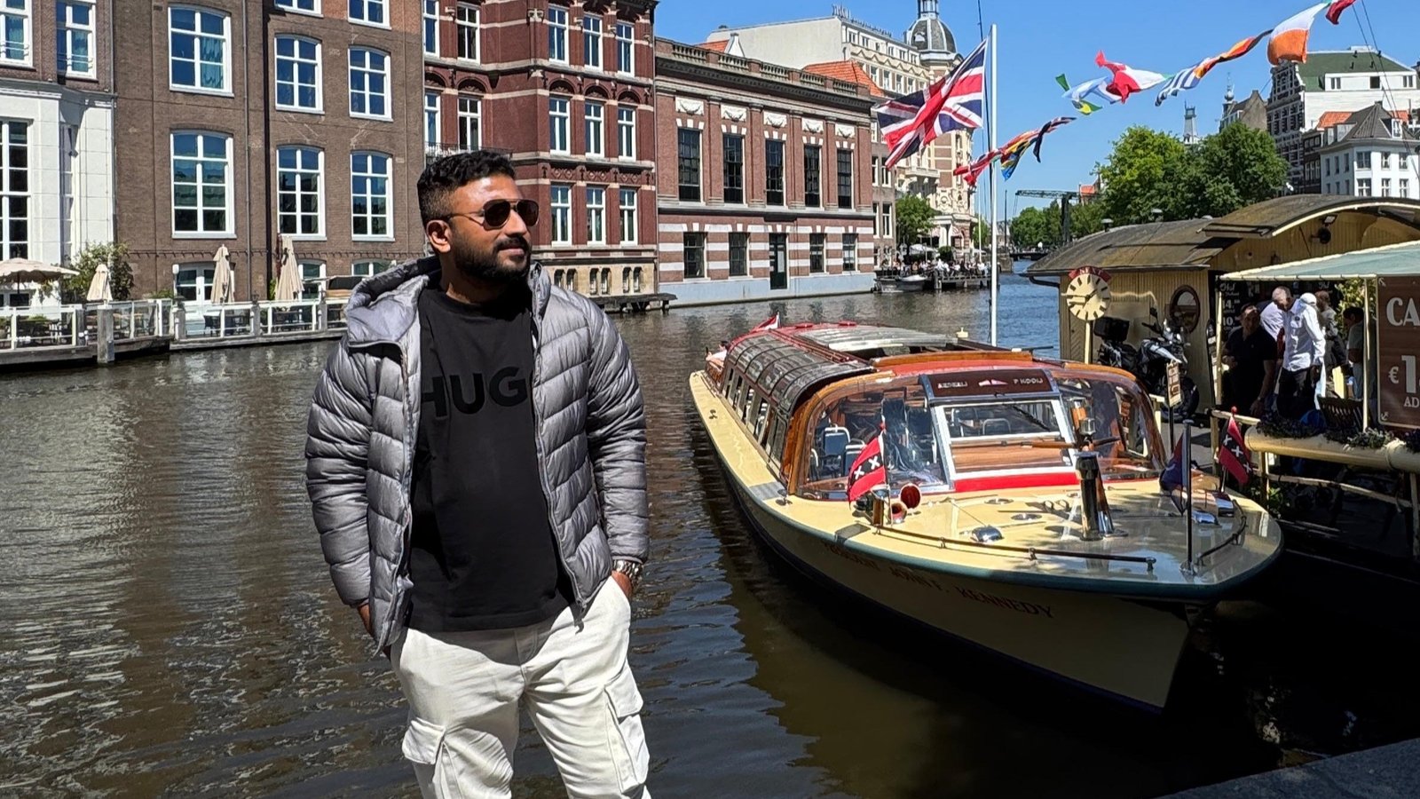 Exploring Countries  image